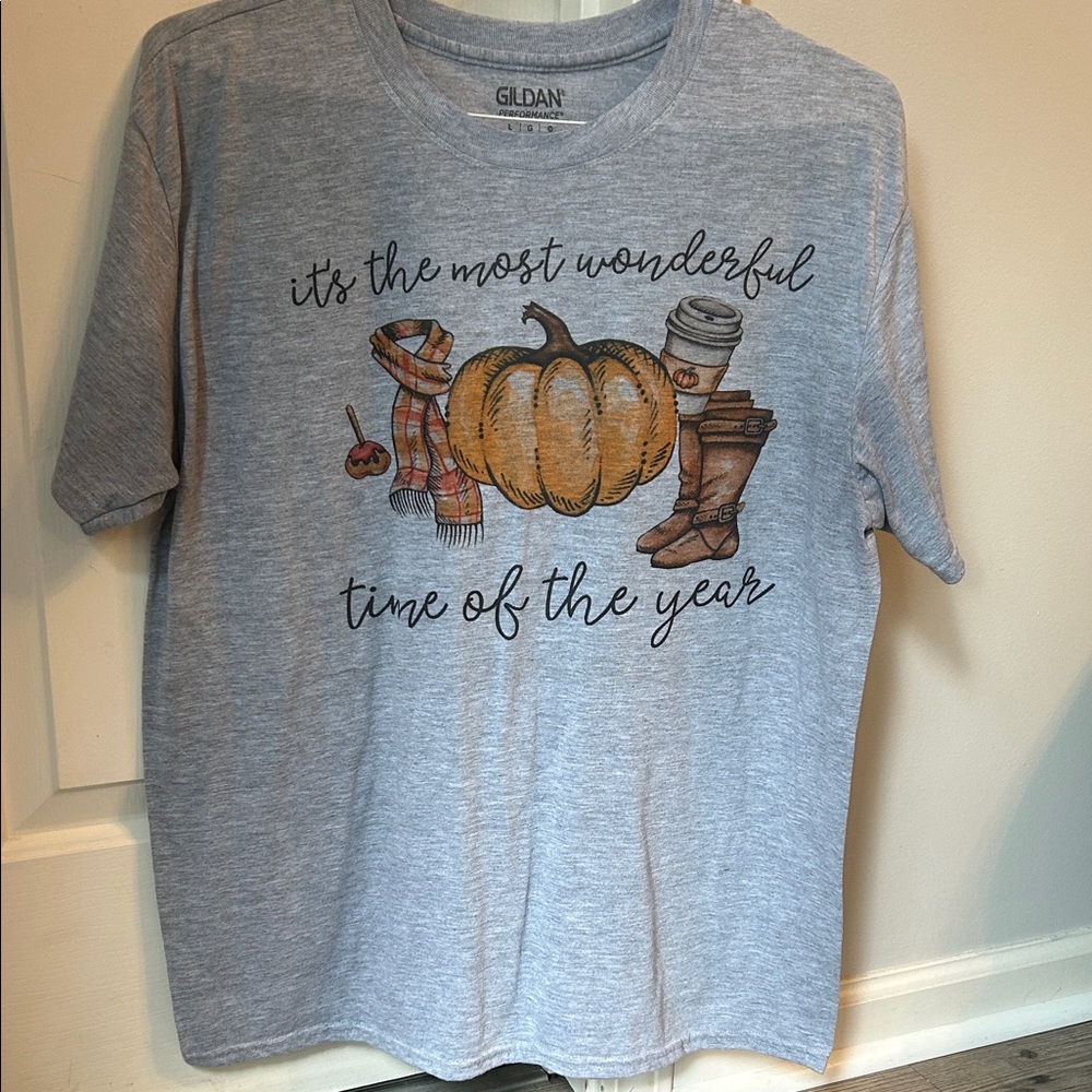 Gildan Light Gray Tee with Autumn Design